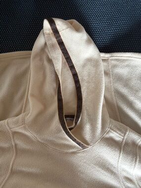 Toad&Co Cream Hooded Fleece Sweater with Brown Trim